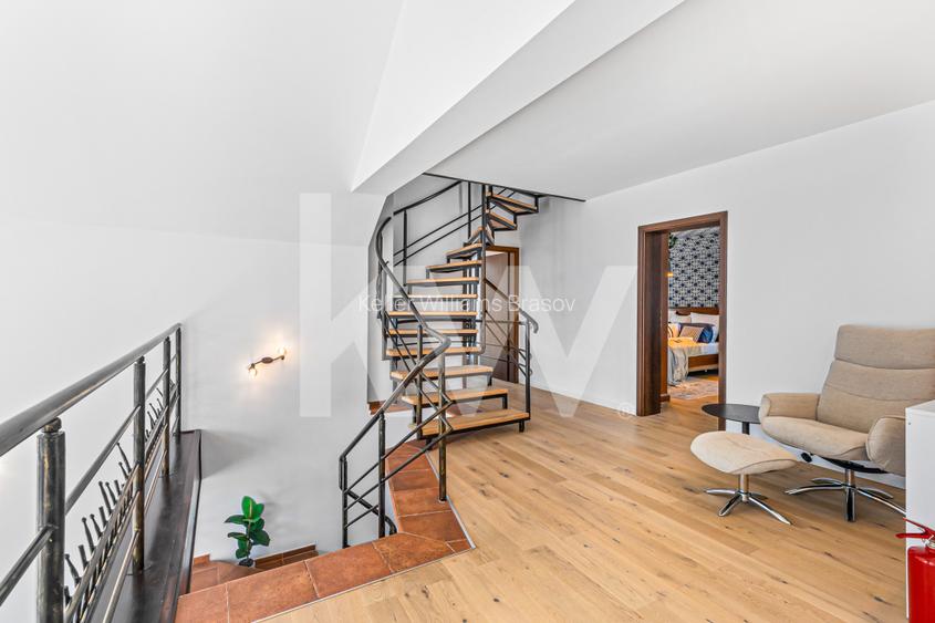 Vila spectaculoasa langa Castelul Bran cu piscina si crama COMISION 0% - 20