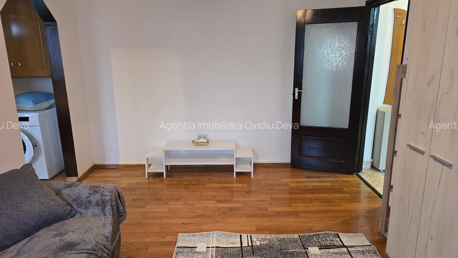 Inchiriez apartament in Deva, zona Al. Armatei,  37mp, etaj 2, mobilat - 2