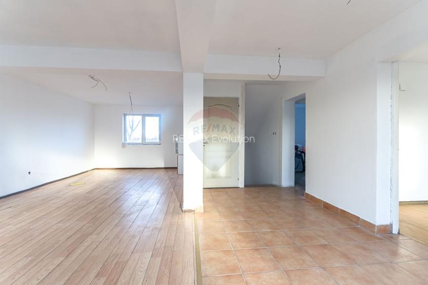 Casa de vanzare | 5 camere | Teren 1,100 mp | STUPINI | COMISION 0% - 27