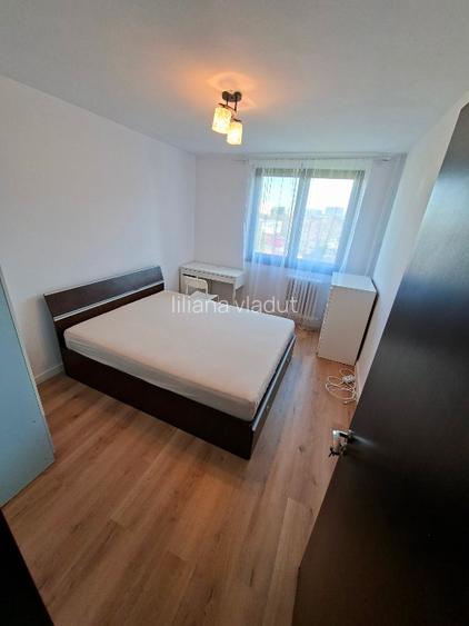 Particular inchiriez 3 camere Metrou Obor - 10