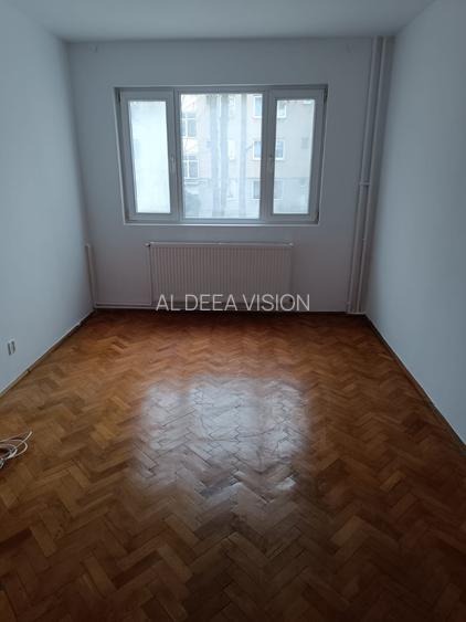 Apartament 3 camere, de vânzare, Gheorgheni, str. Rășinari, 67 mp, etj.1/4 - 2