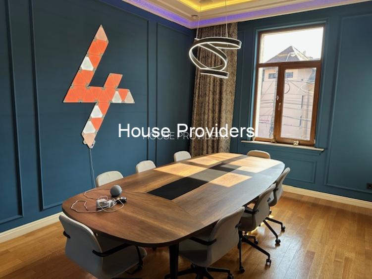 Ultracentral,vila deosebita - 13