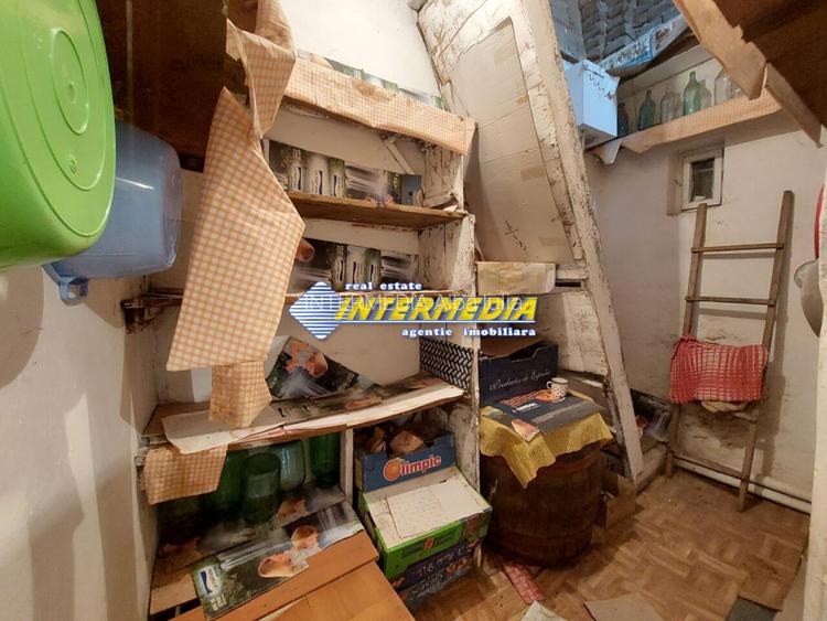 Casa de vanzare in Centru pozitie buna - 4