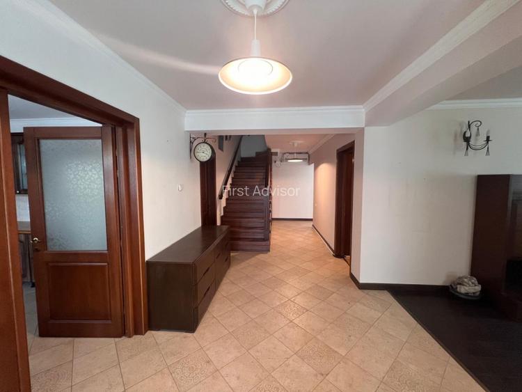 Vilă spațioasă P+1+M, teren 816 mp – Cocani, Crevedia |Ideal rezidență sau firma - 4