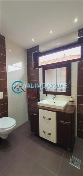 Royal Imobiliare-Vanzare Vila Zona Blejoi - 23