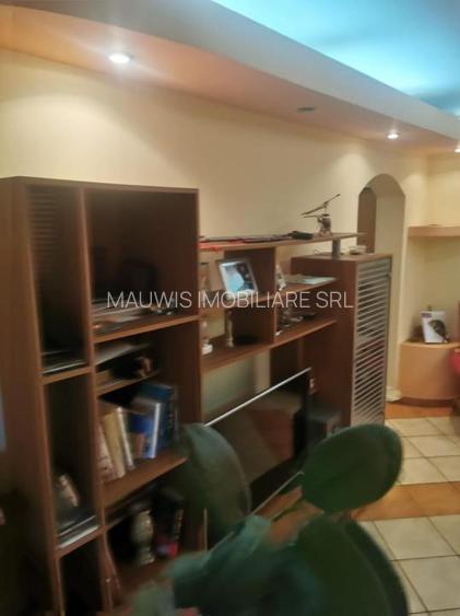 Vand apartament 3 camere pe Prelungirea Ferentari - 6