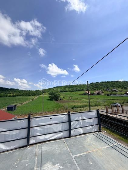 Casă individuală la 1 km de Târgu Mureș | 110 mp | Garaj | Terasă mare - 25