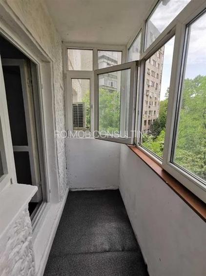 Piata Minis, 2 camere, 3/10, bloc 1984 - 2