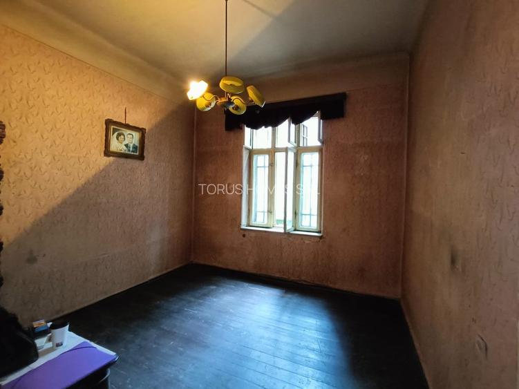 Vânzare construcție și teren Dr. Iacob Felix - Piața Victoriei - 6