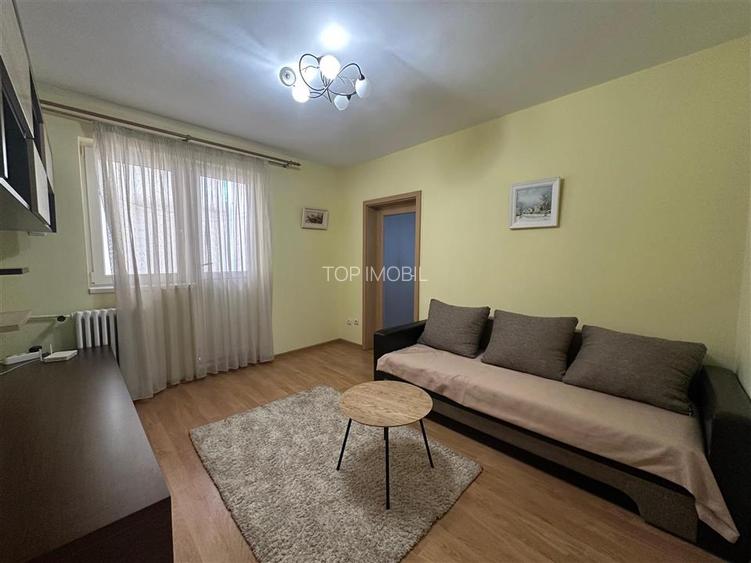 Inchiriere  Apartament cu 2 camere Podu Ros - 3