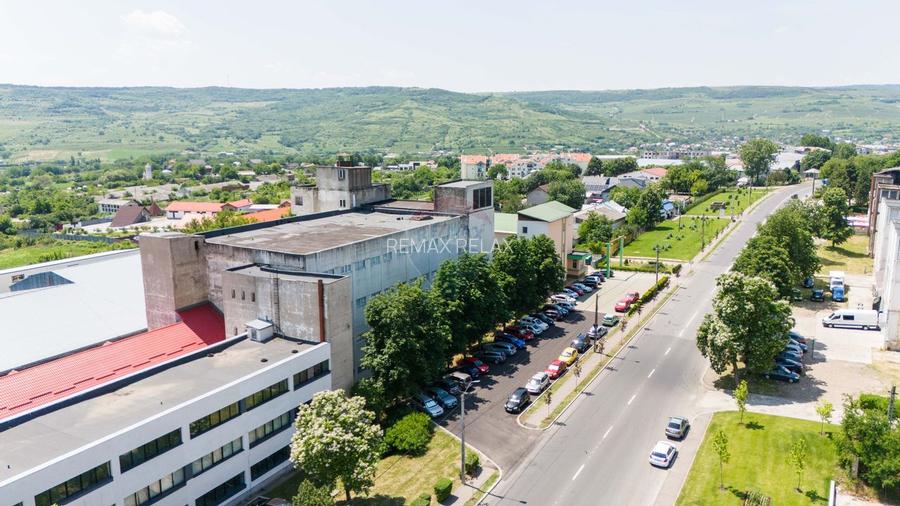 Spațiu Industrial de Închiriat între 1.140 - 4.623mp - Huși - E581 - 6