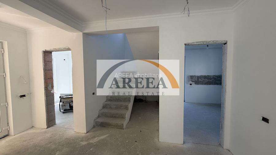 Vila 5 camere Tunari cu ieșire la pădure - 5