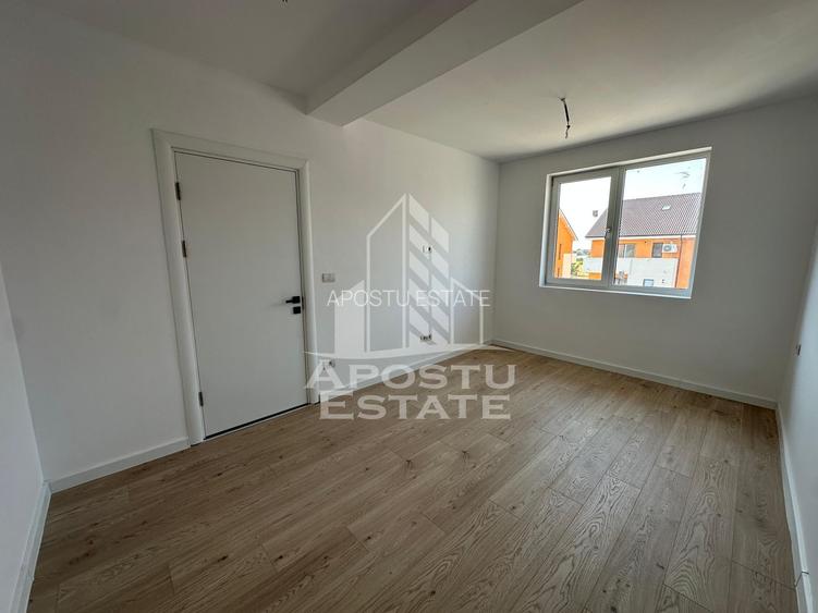 Penthouse cu scara interioara, 3 camere si 2 bai, disponibil imediat. - 8