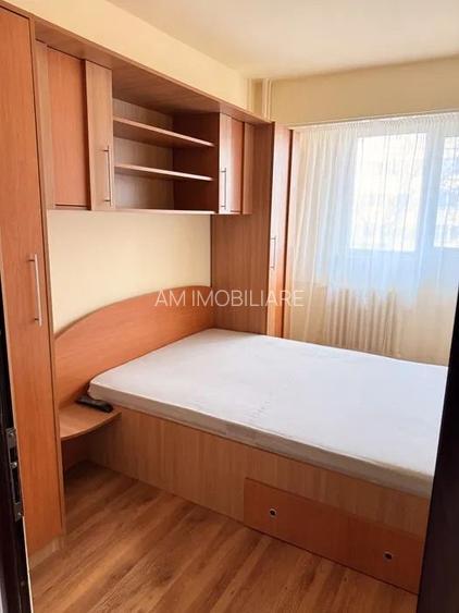 AP. 3 CAMERE CRANGASI, DOG-FRIENDLY, BUCATARIE INCHISA, METROU 5 MIN - 5