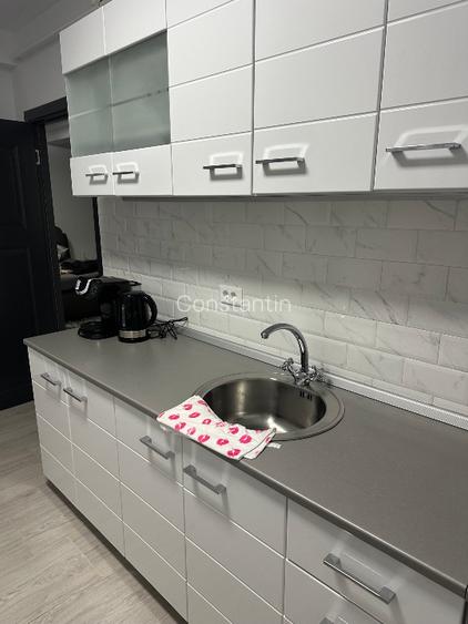 Închiriez apartament  - 11