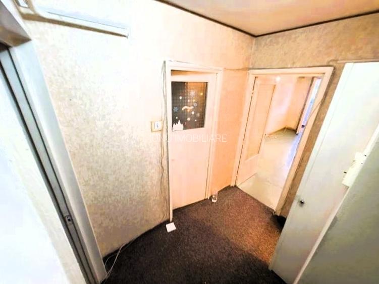 Tudor Vladimirescu-Iulius Mall-3 Camere Decomandat+boxa - 6