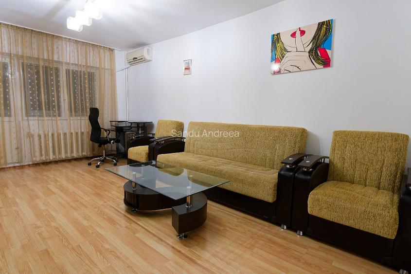 Inchiriez ap. 2 camere etaj 3/4 - 2