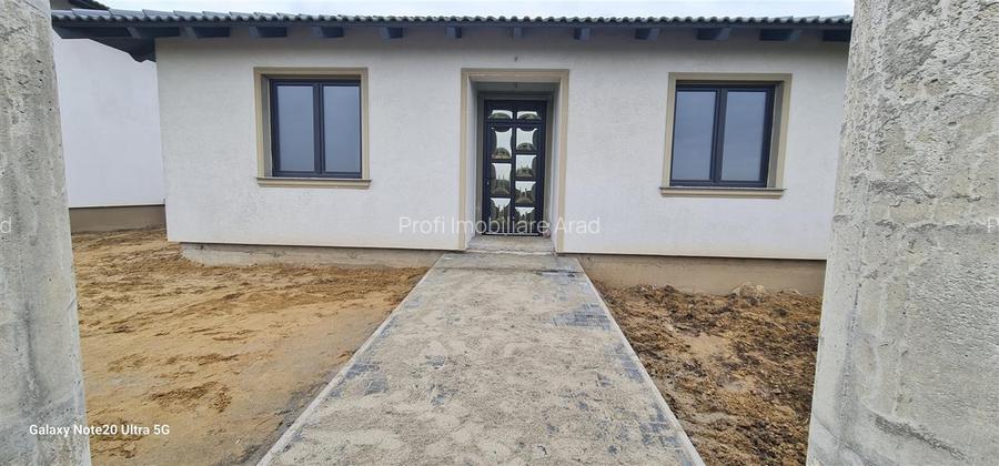 Casa noua Parter, 10 min. de Podgoria, loc. Zimand Cuz - 3