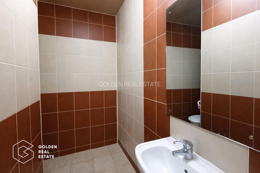 Spatiu la parter pentru cabinet, acces stradal, langa Policlinica Dacia - 8