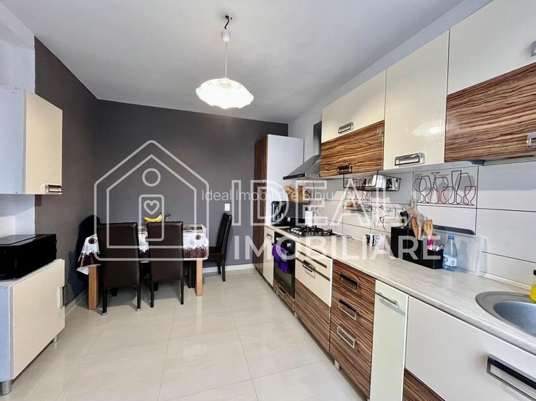 Casă tip Cvadruplex în Cartierul Zăvoi - 9