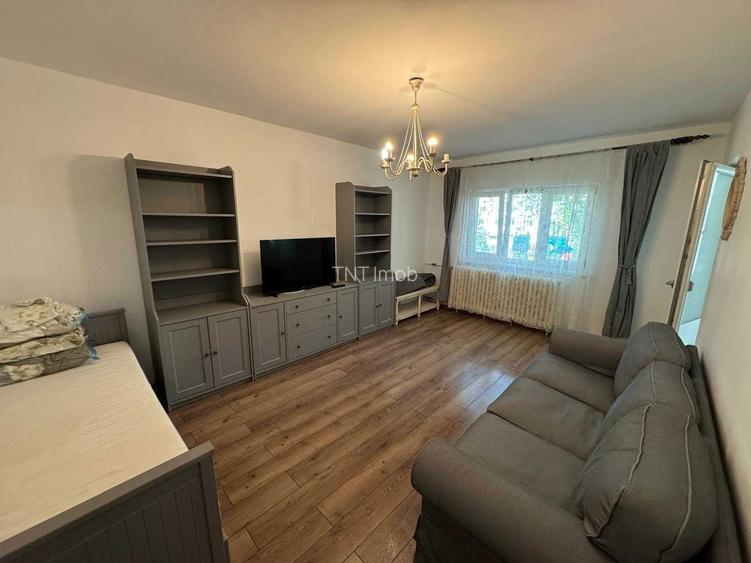 Apartament 2 camere Gorjului | Decomandat | 50 mp | 7 minute metrou - 2