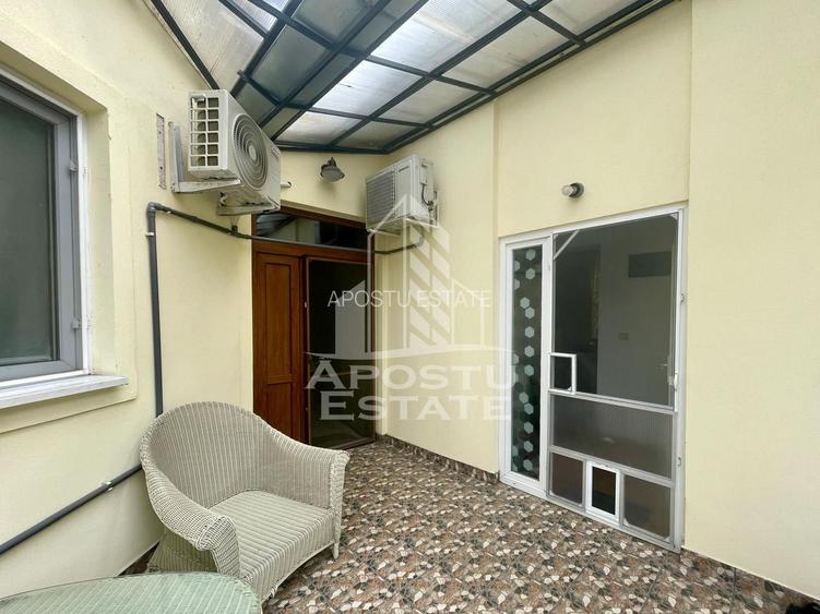 Casa cu 2 apartamente – zona Piata Catedralei - 1