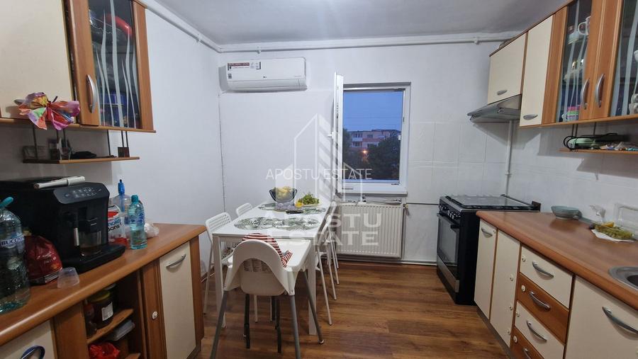 Apartament cu 3 camere, 2 bai, centrala proprie,  zona Lipovei - 3