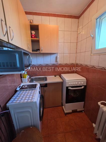 Titan, 15 minute metrou, strada Postavarul intersectie Tudor Ion,5 minute Auchan - 11