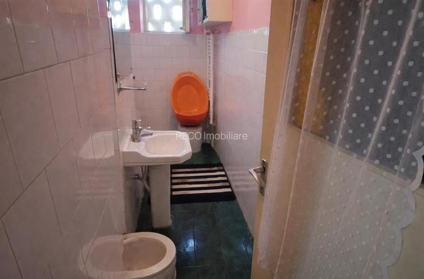 RECO Apartament cu 2 camere la etajul 4 4- Velenta - 3