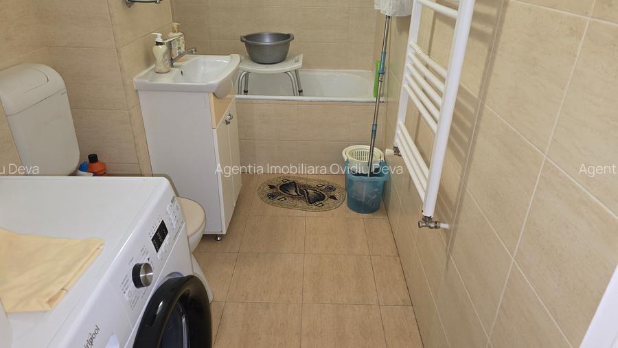 Vand apartament cu 3 camere decomandat in Deva, zona George Enescu etaj 1, - 10