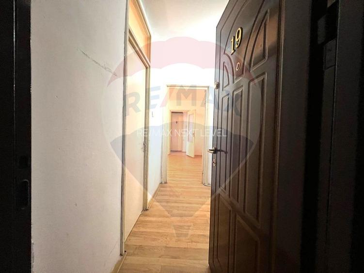 Apartament cu 2 camere de vânzare pe strada Metalurgiei - 3