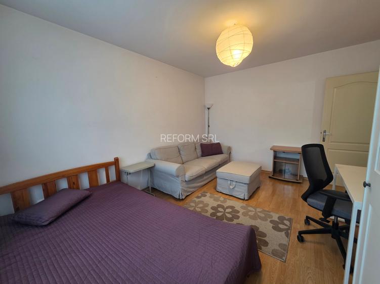 Apartament de vânzare - 3