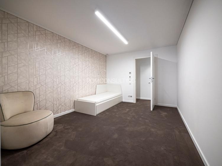 Vanzare - O proprietate magnifica cu gradina in Cartierul Francez - 21