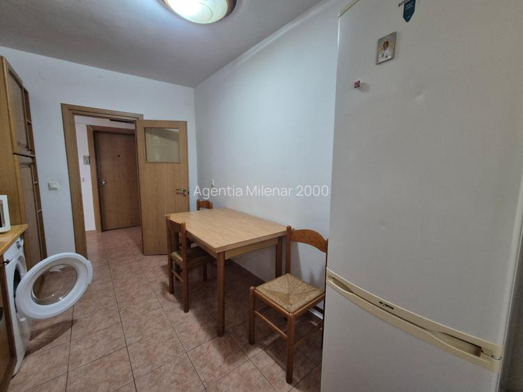 pe frumoasa stradă Aurel-Popovici la 5 minute de Punctele Cardinale și Medicina - 13