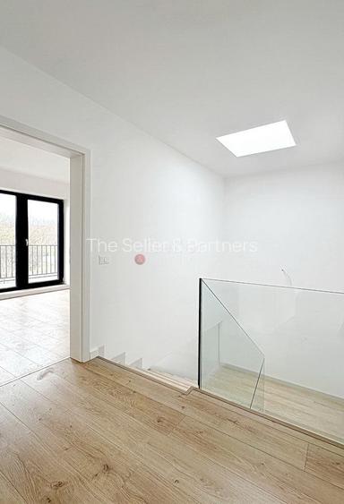 Suprafete Vitrate Mari - 20