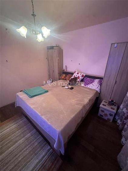 Decomandat, mobilat si utilat la etajul 3 - 10