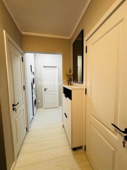 Apartament 2 camere, decomandat, renovat recent, parcare inclusă– 5 min metrou  - 6
