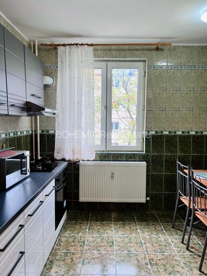 Apartament 3 camere | Etaj 2/4 | Bloc 1978 | Parcare + boxă | Zonă verde - 2