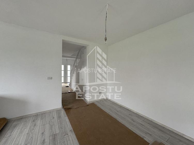 Duplex 4 camere (3 camere + birou), Mosnita Noua - 9
