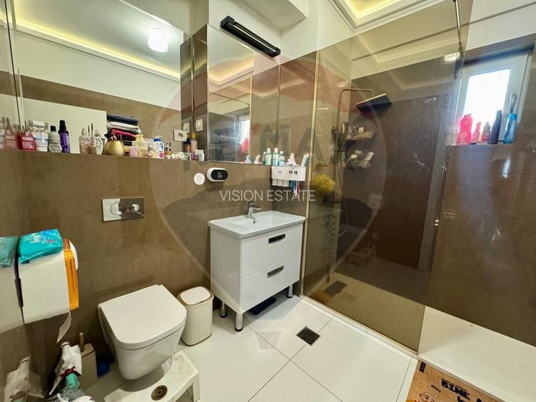 Apartament cu 4 camere de vânzare în zona Calea Bucuresti - 16
