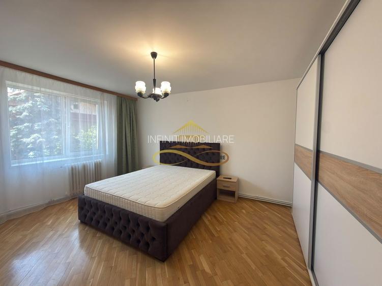 Apartament 3 camere DECOMANDAT + GARAJ opțional, Str. Cremenea - 5