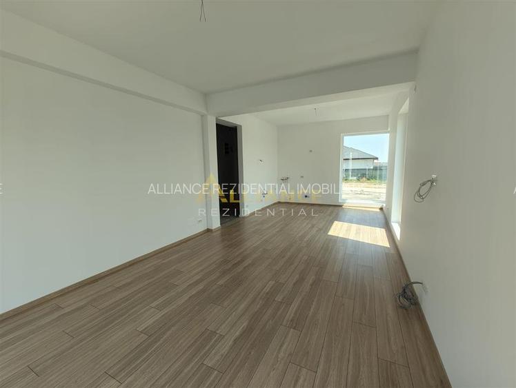 Casa Individuala - 4 camere - 2 bai  - 423 mp teren - 6