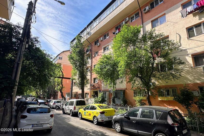 Fizicienilor - Lacramioarei, 3 camere 67 mp, pod 40 mp, modernizat - 16