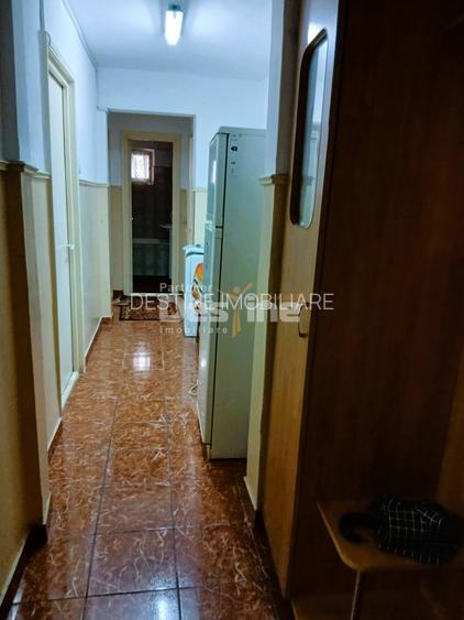Apartament cu 3 camere de vanzare zona centrala - 11