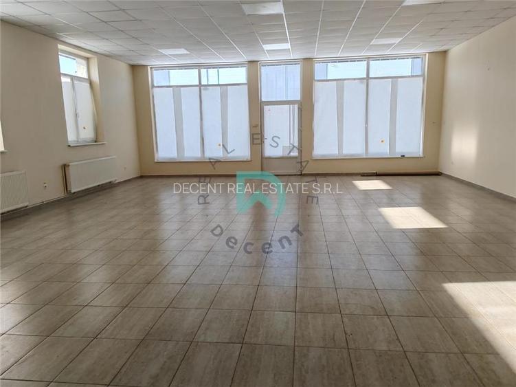 Spatiu comercial de inchiriat  Tractorul,  Brasov - 3