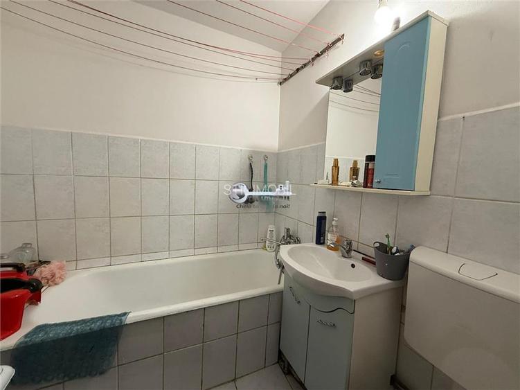 2 CAM PODU DE FIER,  TUDOR VLADIMIRESCU,  DECOMANDAT, MUTARE IMEDIATA - 8