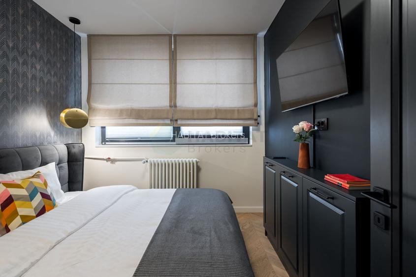 O Vacanță Permanentă în Inima Capitalei, Bulevardul Magheru - 13