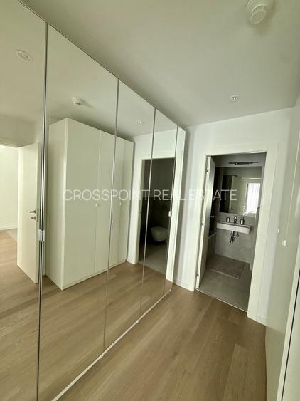 UpSite  / parcare și boxă - 6