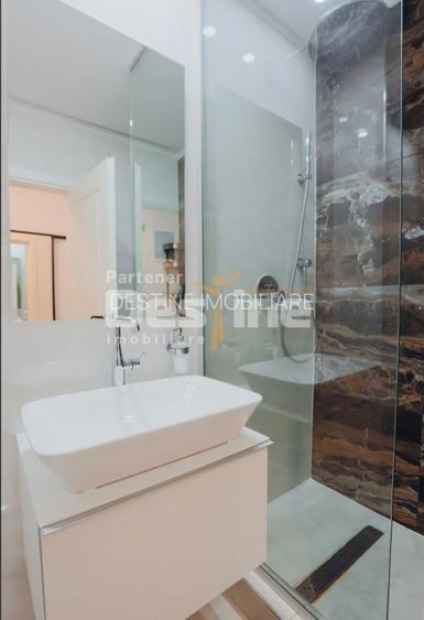 Hotel Marriott-Catedrala | 2 camere | 55mp + 81mp terasa | et 2 | 245.000 euro - 10