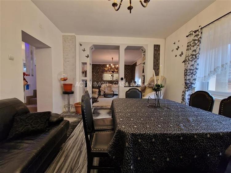 Resita,Casa DUPLEX Central ,P+1+Ms.2 Garaje Comision ZERO Cumparator - 2